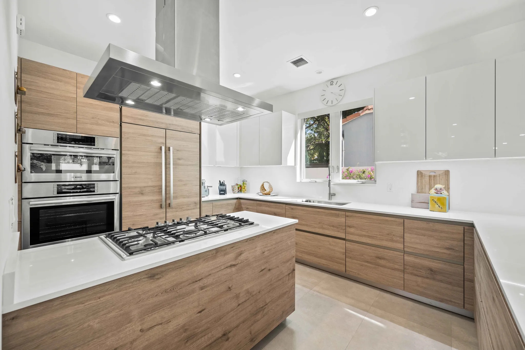 Luxury German kitchen cabinetry completed project by the Bauformat team